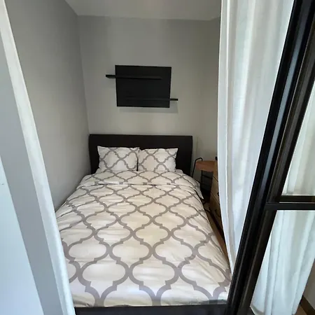 Apartment Nieborowska Loft - Stylish